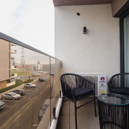Chocolate Delight At West Residence Oradea Exteriör bild