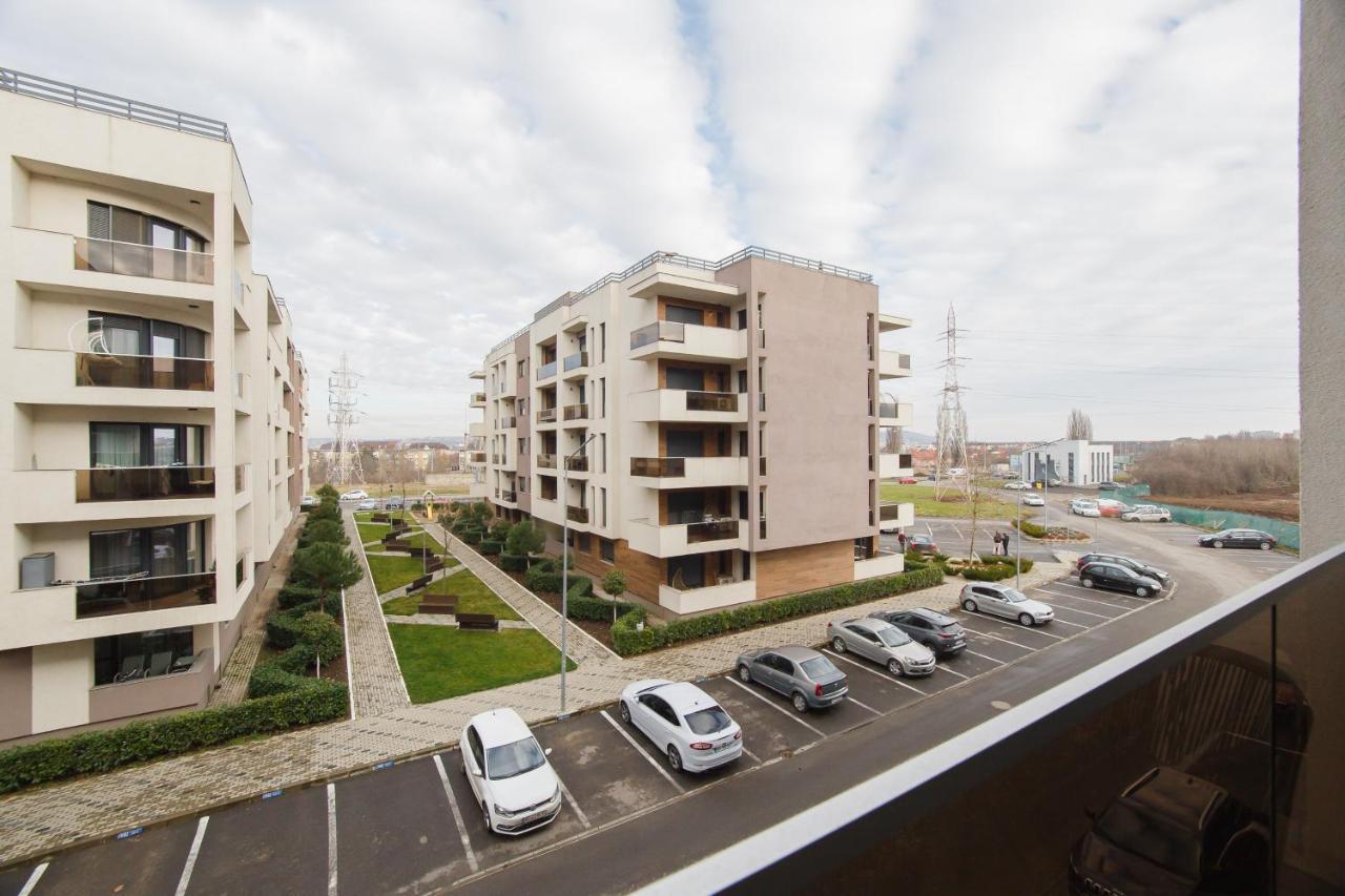 Chocolate Delight At West Residence Oradea Exteriör bild