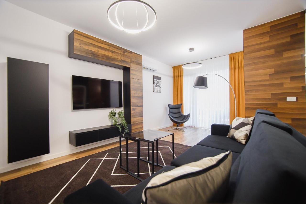 Chocolate Delight At West Residence Oradea Exteriör bild