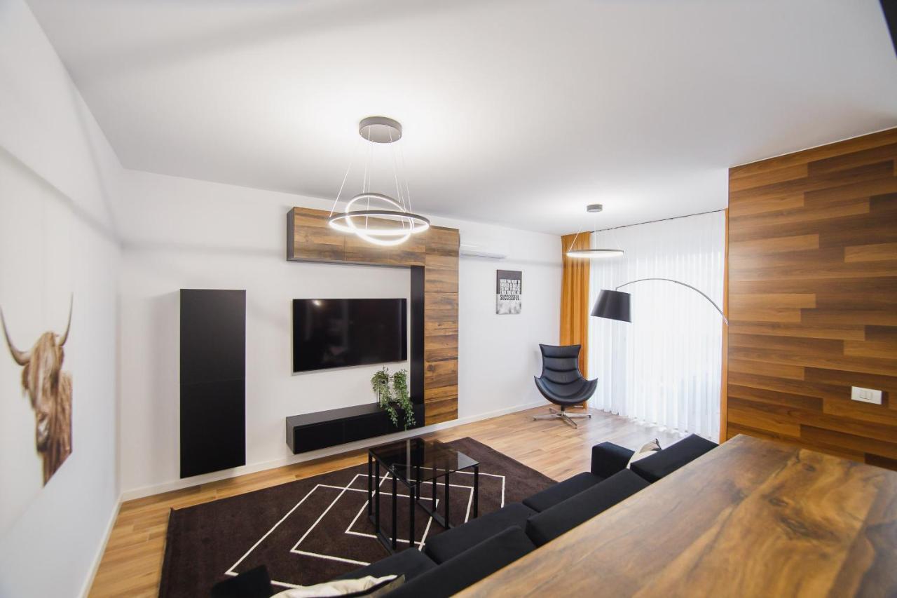 Chocolate Delight At West Residence Oradea Exteriör bild
